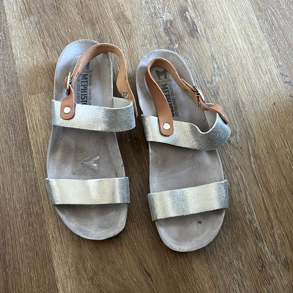 Size 40 Mephositos Sandals